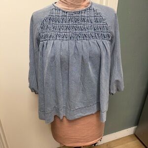 Sweet Generis lightweight denim Blue smocked cropped Women's Swing Top M